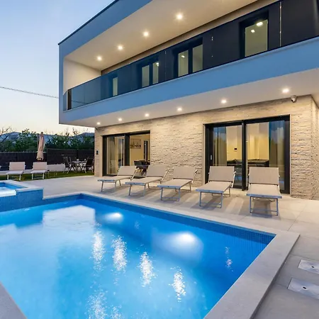 Villa Bonce Kastela