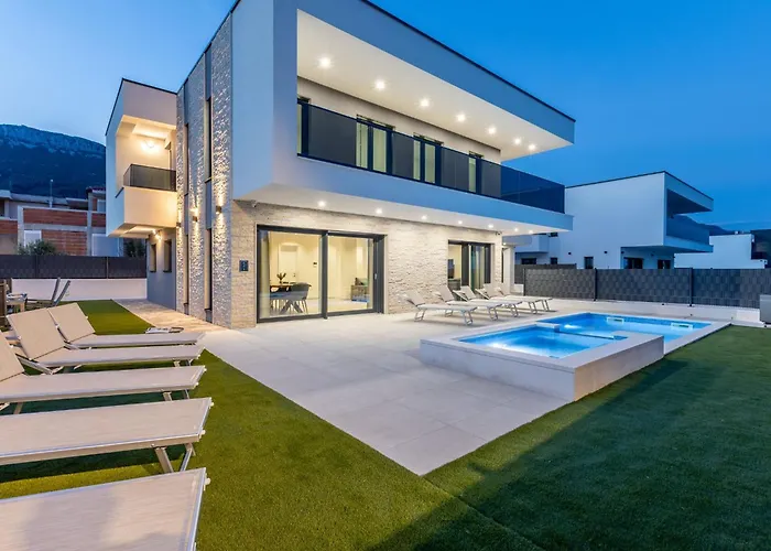 Bonce Villa